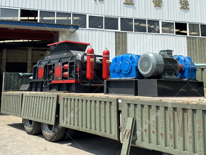 液壓對輥制砂機(jī)在公路建設(shè)中相比其他設(shè)備有何獨(dú)特優(yōu)勢？